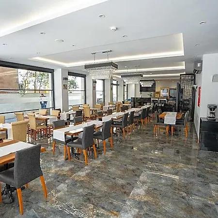 Business Life & Bakirkoy 酒店 4*