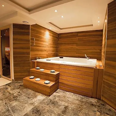 Business Life & Bakirkoy 4*