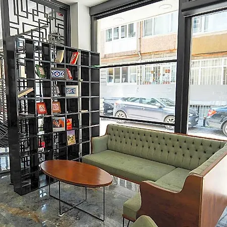 Business Life & Bakirkoy 酒店